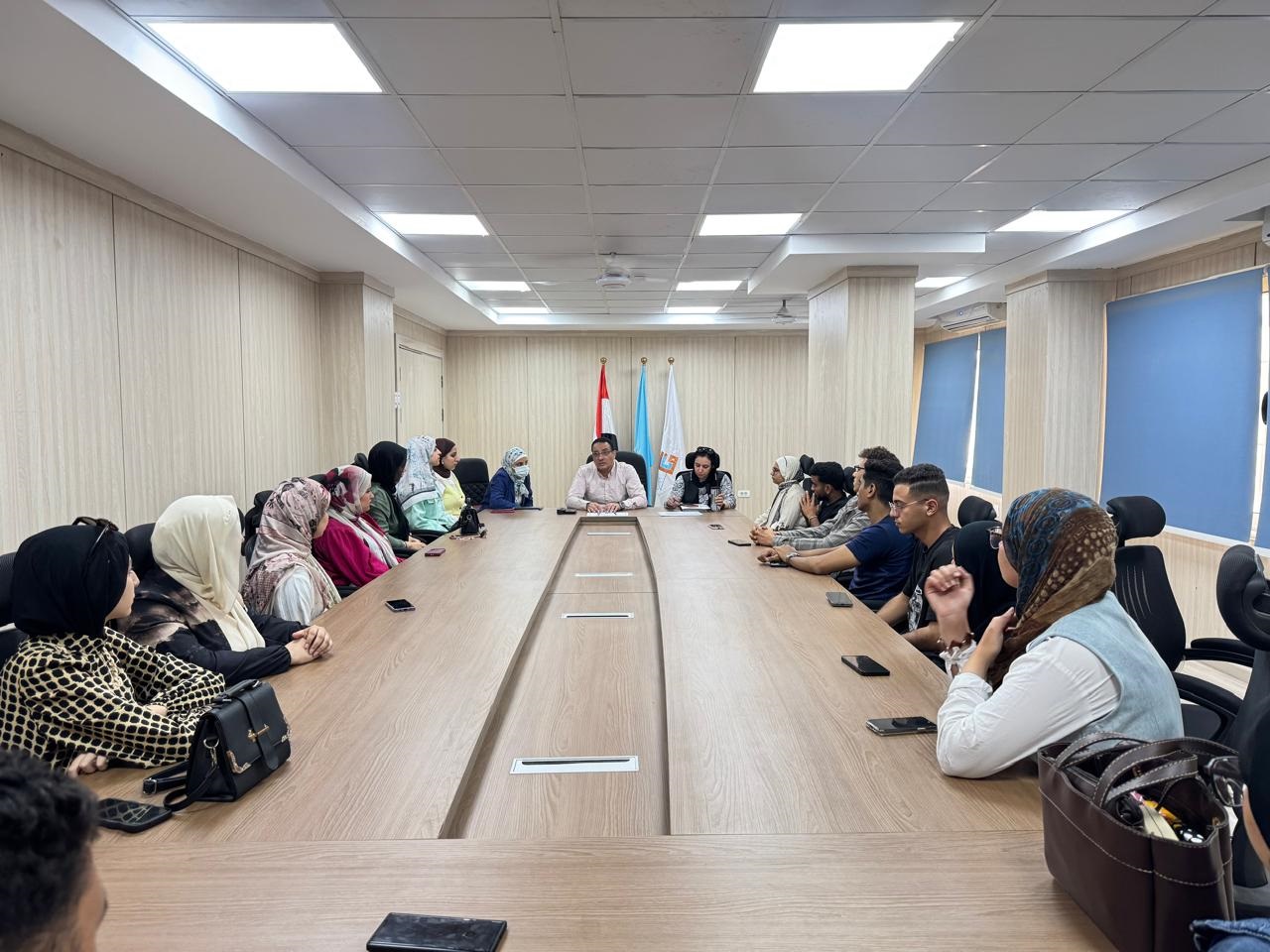وحدة ضمان الجودة تنظم اللقاء الأول لسفراء الجودة بكلية الفنون التطبيقية
